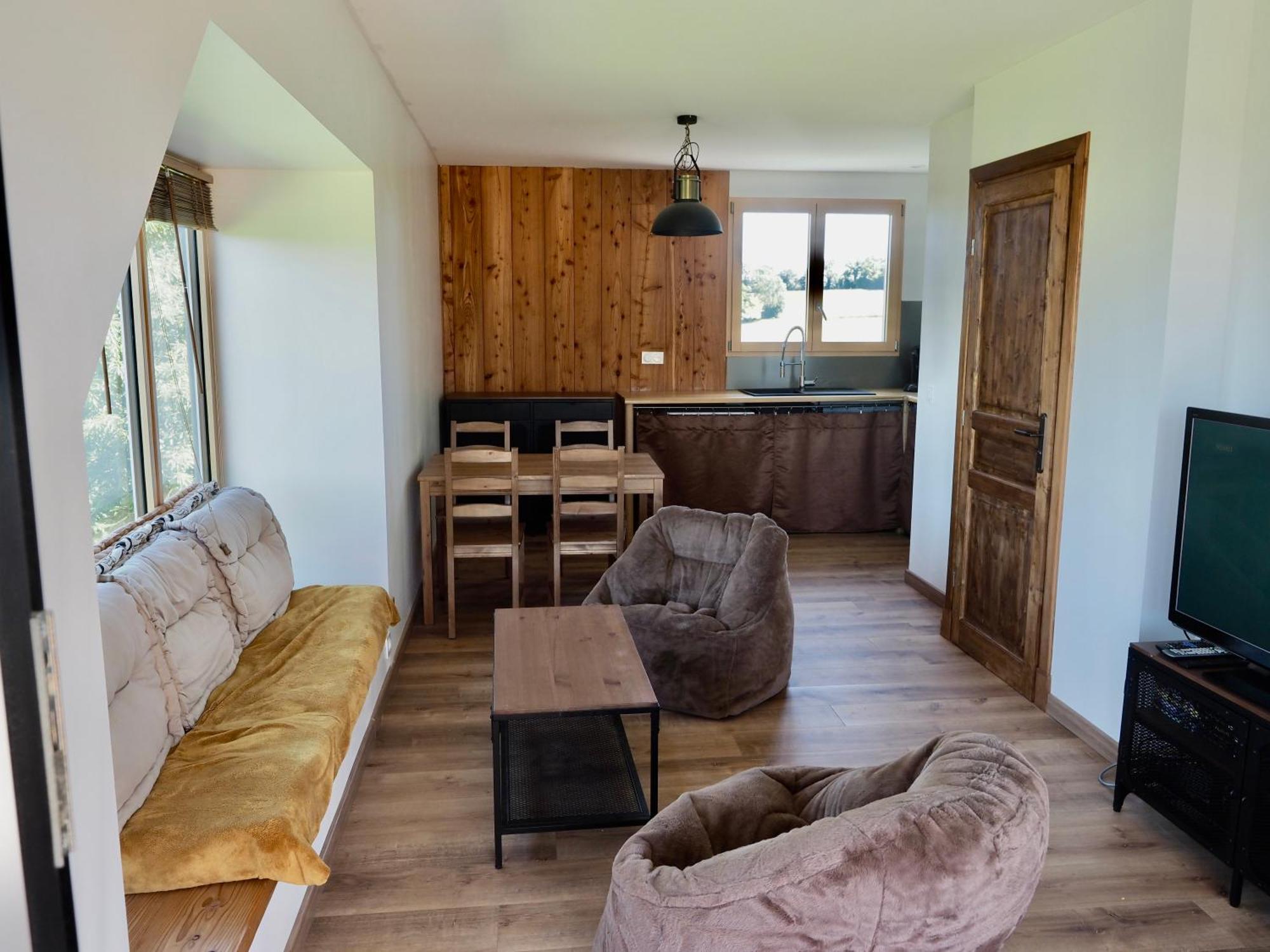 Udee Belle Vue Apartment Gan Exterior photo